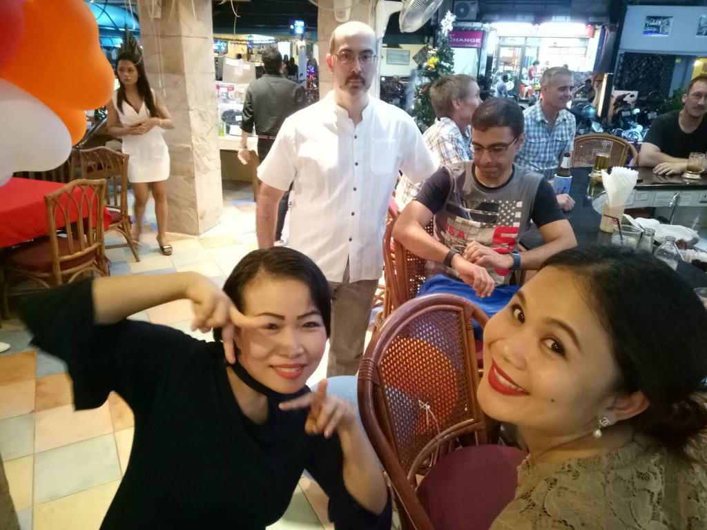 Summer Breeze Hotel Patong Экстерьер фото
